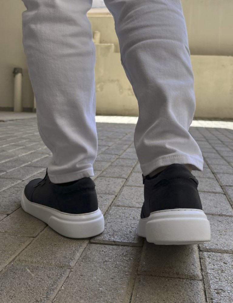 Ανδρικά ασπρόμαυρα Casual Sneakers δίσολα 2222020A φωτογραφία